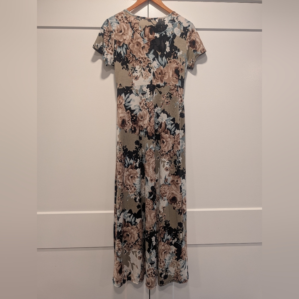 HEIMISH USA Mocha Floral Peint Wrap Maxi Dress Size Small - Picture 3 of 8